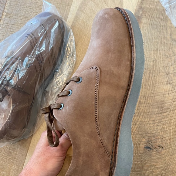 NEW Hubbard free suede shoes for men - Picture 3 of 9